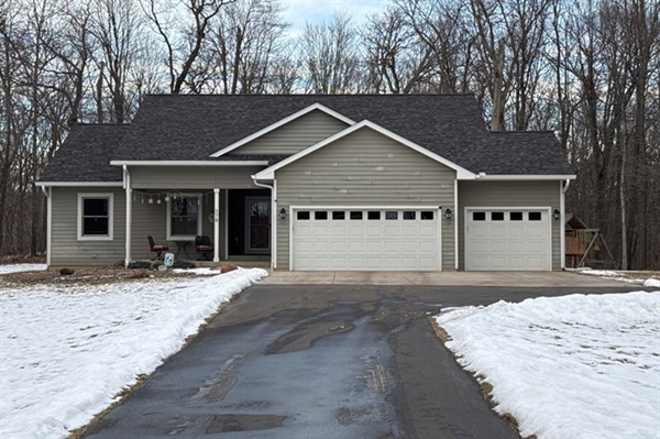 How Does Minnesota's Climate Affect Roofing Material Choices?